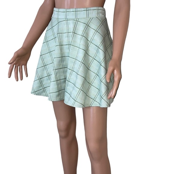 Rainbow brand plaid checkered sea foam green and cream circle skater mini skirt - Picture 6 of 8